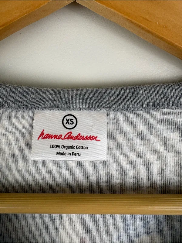 Hanna Andersson Women's Henley PJ Top In Organic Cotton Size XS Winter Penguins - Image 4
