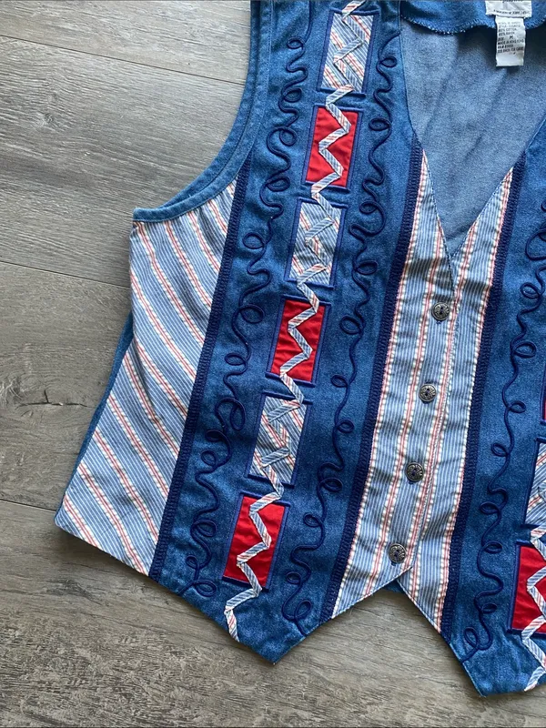 Vintage Koret Denim Vest Womens Sz Medium Blue Button Down Patterned - Image 4