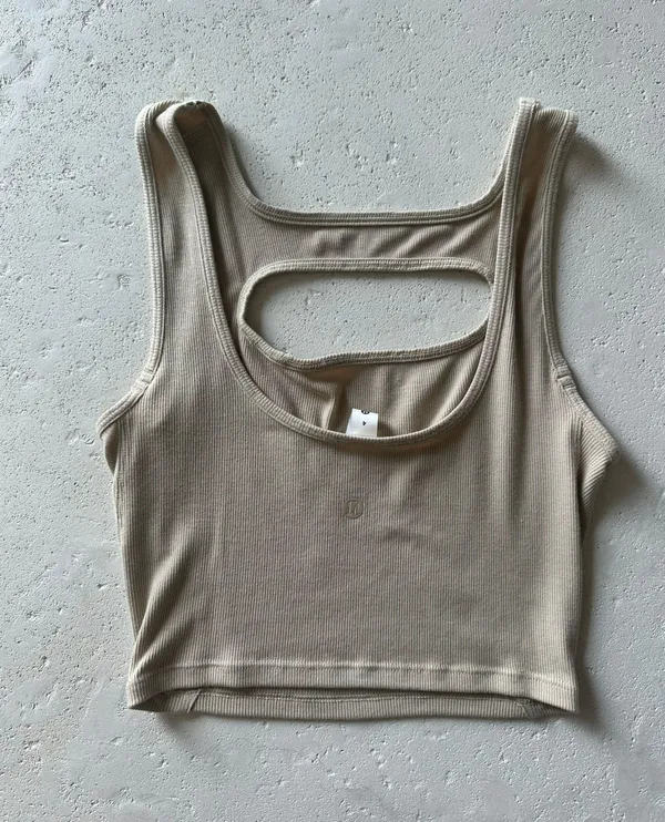 Lululemon LA Front Cut-Out Crop Tank - Image 3