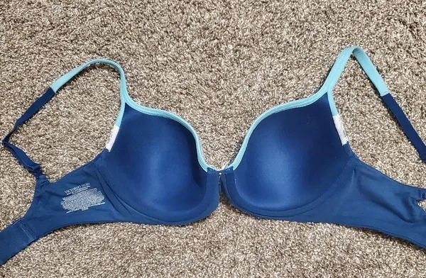 Victoria’s Secret Body by Victoria bra - Image 4