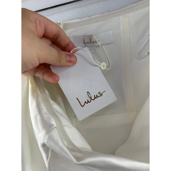 Women’s Lulus Large White Satin Sleeveless Formal Dress - Image 7