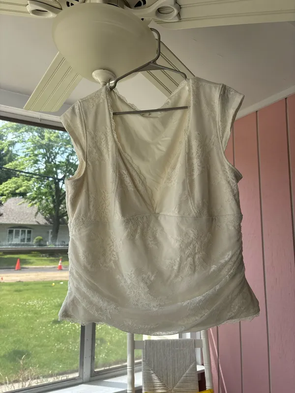 Lace Hollister Top White - Image 3