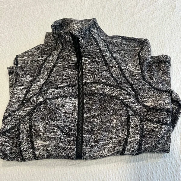 Lululemon Define Jacket Rush Jacquard Black White Size 6 women - Image 7