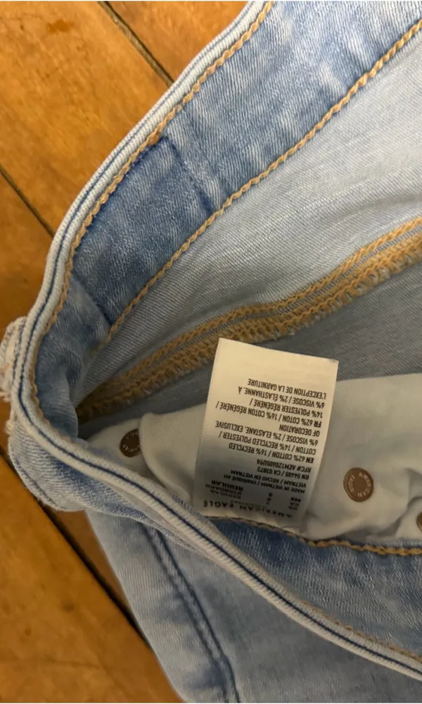 American Eagle Jeans - Image 2