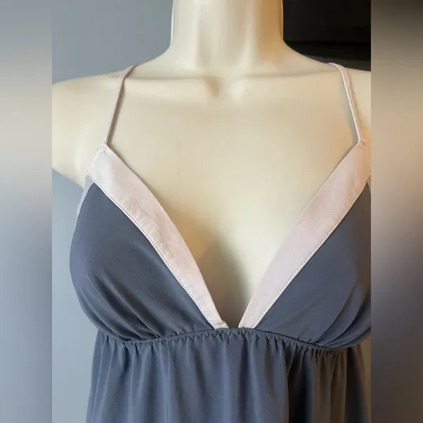 Victoria's Secret Gray and White Chemise - Image 3