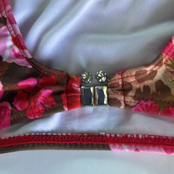 NWOT Aiirz Red and Brown Floral and Cheetah Print Embellished Bikini Top Sz L - Image 8