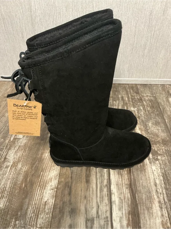 BearPaw Black Tall Women's Suede-Look Boot with Back Bow Size 6.5 - Image 8