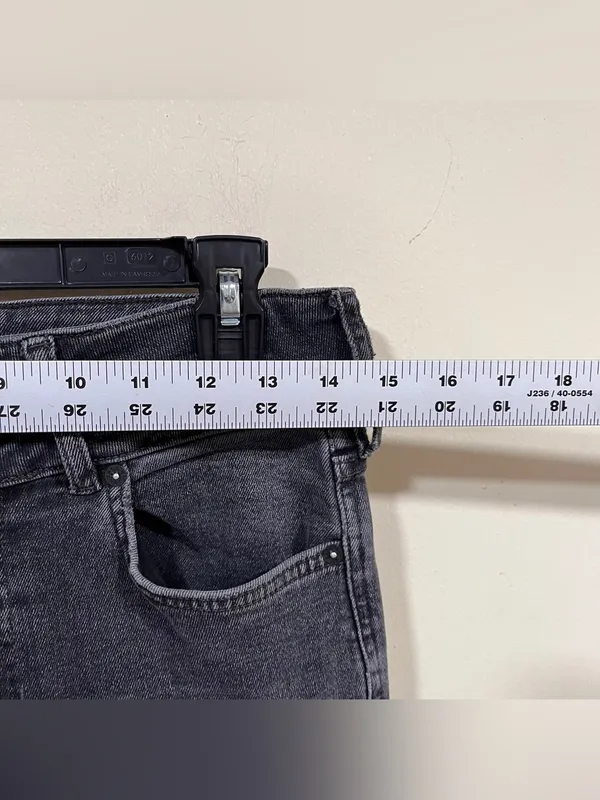 Free People Low Maintenance Mid-Rise Crop Boot Jeans Black Size 29 EUC - Image 6