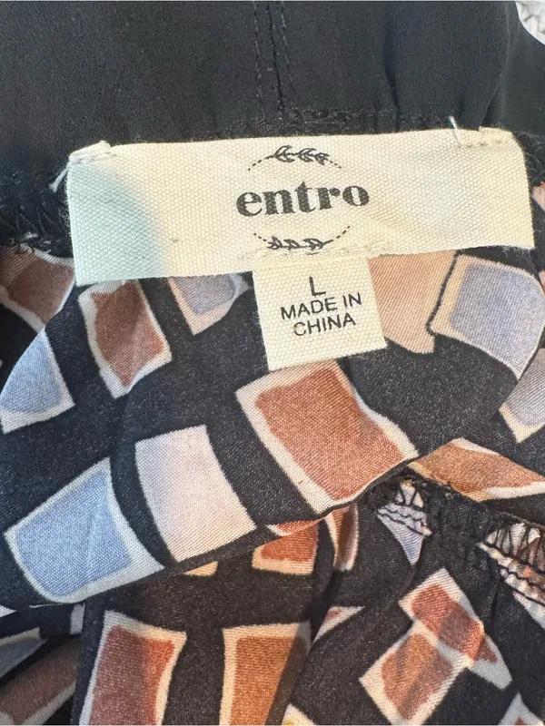 Entro Flowy Geometric Print Blouse Size Large - Image 9