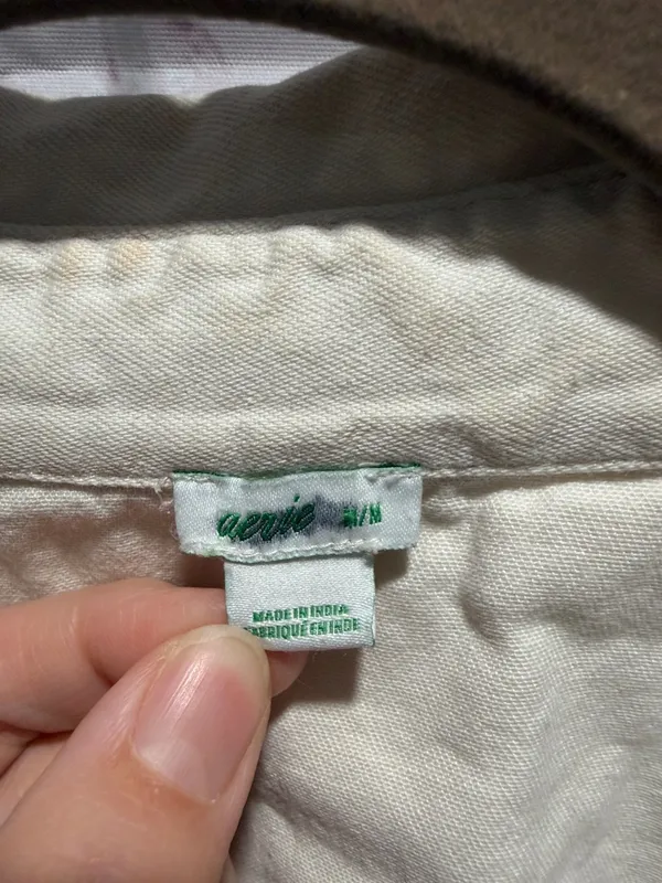 aerie Cream Button-Down Shirt Woman’s‎ Size Medium - Image 2
