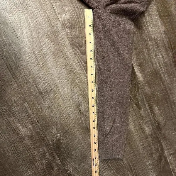 Barefoot Dreams Size L/XL Bamboo Chic Lite Calypso Wrap in Brown - Image 3