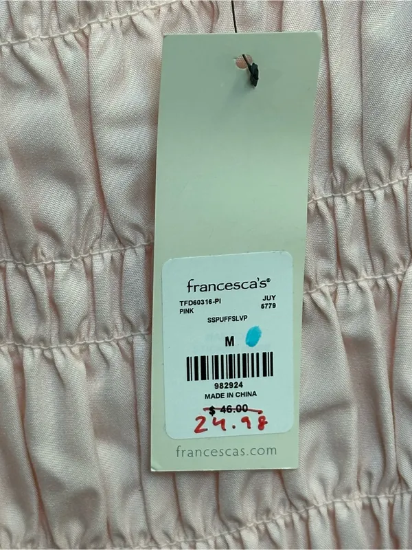 Mi Ami Francesca’s Pink Puff Sleeve Smocked Peplum Top Women’s M NWT - Image 8