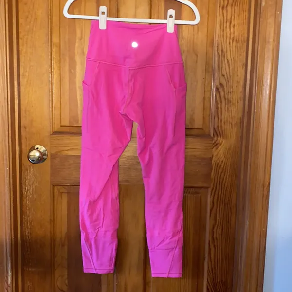 EUC lululemon Align High-Rise Pant with Pockets 25", Sonic Pink, Size 6 - Image 10