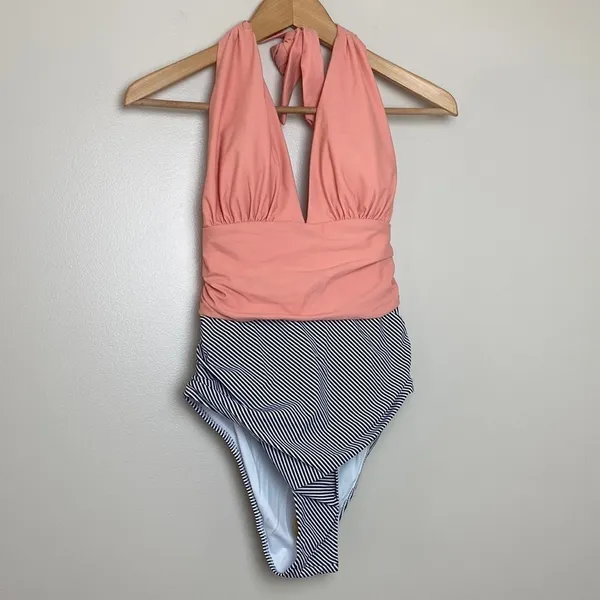 Cupshe Keeping You Accompanied Stripe One-Piece Halter Swimsuit Size M Coral‎ - Image 2