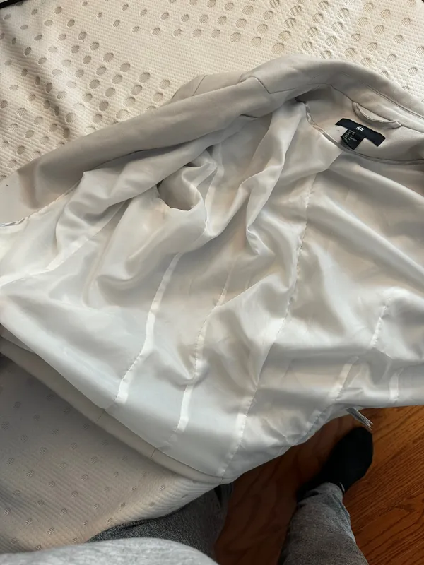 H&M Women’s Blazer - Image 2