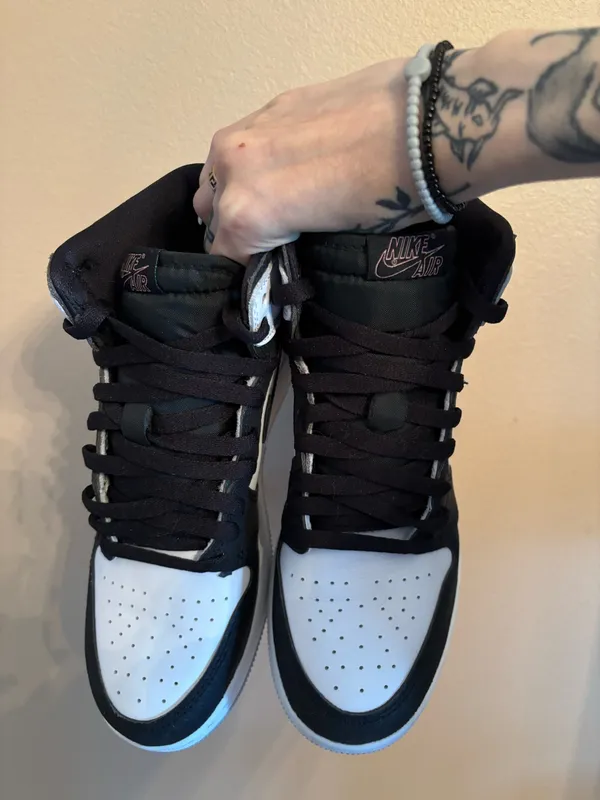 Air Jordan 1 Retro High OG GS ‘Stage Haze' - Image 3