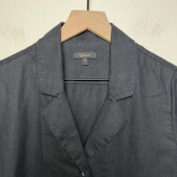 Quince Women 100% Linen Button Front Shirt Small Charcoal Short Sleeve Lagenlook - Image 4