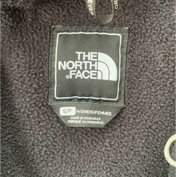 Women’s Small Black Northface Jacket  - Image 4