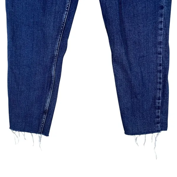 Abercrombie & Fitch Curve Love The Mom High Rise Denim Jeans Raw Hem Size 28/6 - Image 3