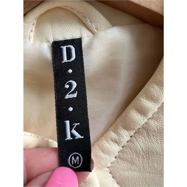 D2K Leather Cream Women's Casual Button - Image 4
