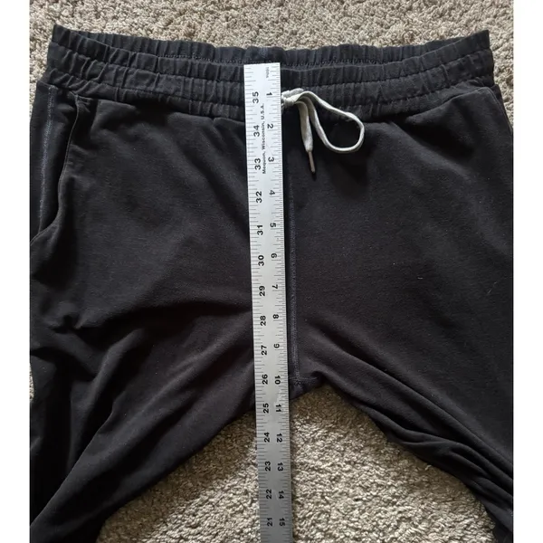Vuori Women's Performance Joggers Pants DreamKnit Drawstring Black Size Small - Image 7