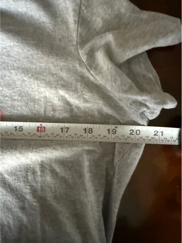 Gray 'Go Your Own Way' Graphic T-Shirt, Size M - Image 4