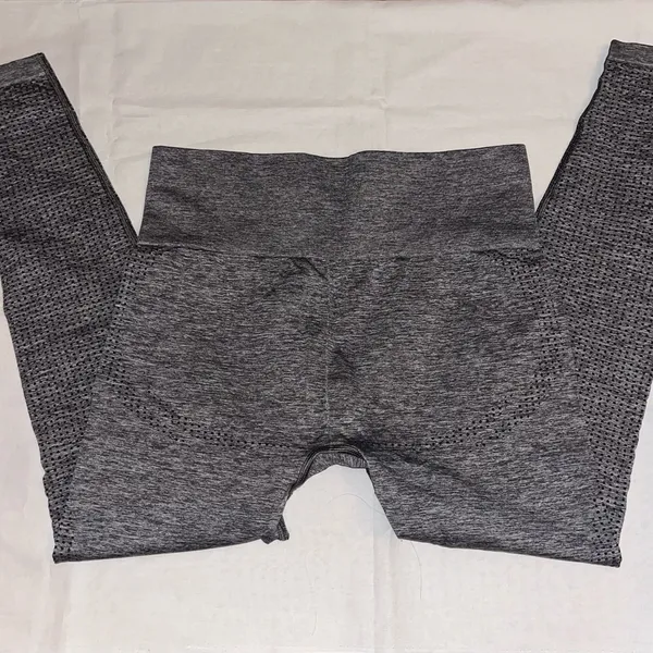 Gymshark Gray Vital Seamless Set NWOT - Image 4
