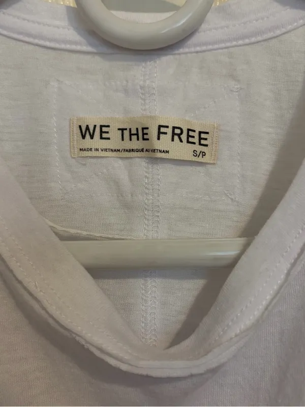 We the Free people white / red surf Tee small - Image 3