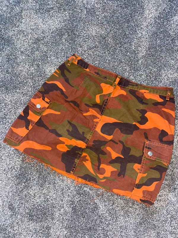 BDG Urban Outfitters Camo Skirt - Image 2