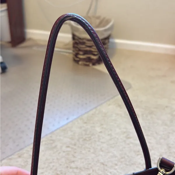 Michael Kors Leather Shoulder Bag - Image 7