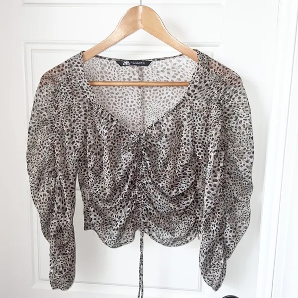 Zara Leopard Print Sheer Cropped Top Size Small - Image 3