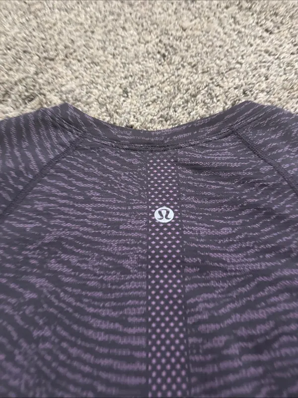 Lululemon Swiftly Tech Long Sleeve Shirt 2.0 *Race Length size 6 - Image 5