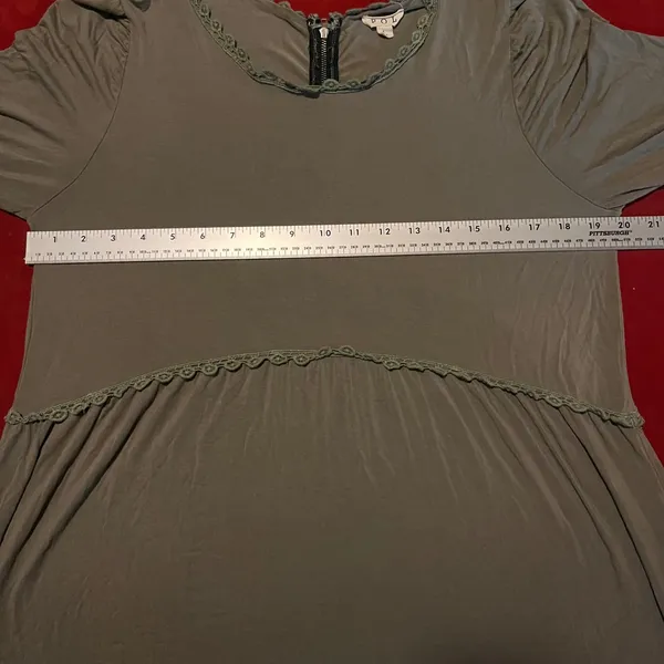 POL Women's Light Olive Green‎ Bell Sleeve Crochet Trim Peasant Tunic Top Size L - Image 7