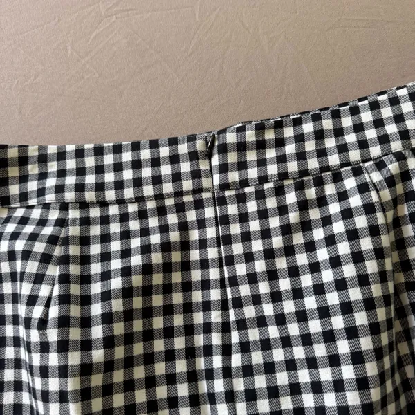 Court & Rowe Gingham Pencil Skirt - Image 7