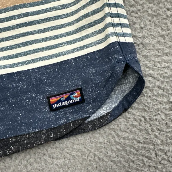 Patagonia Wavefarer Boardshorts 5" Athletic Outdoor Beach Summer Women's 6 - Image 2