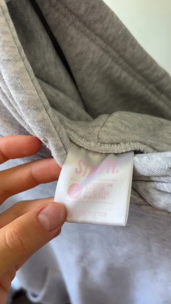 Gray Starfit hoodie with white star pattern on sleeves size medium - Image 4