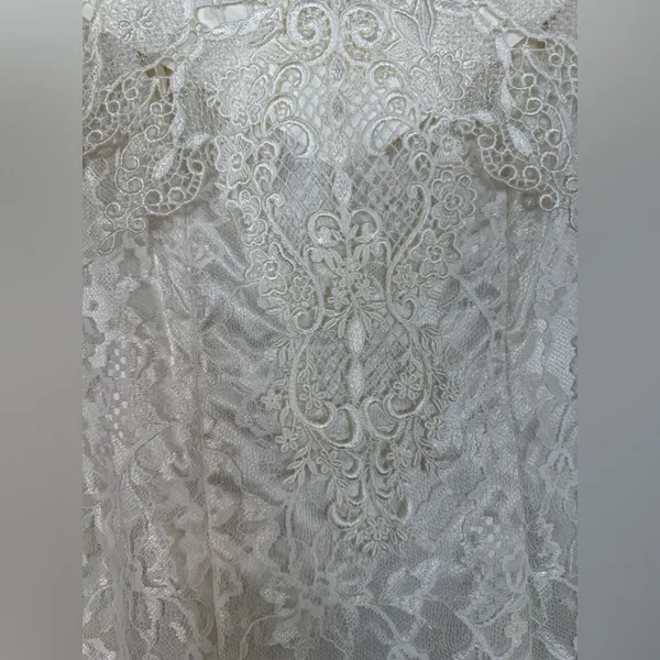 Loralie Original Vintage 90’s Off The Shoulder Lace Wedding Dress White size 4 - Image 11