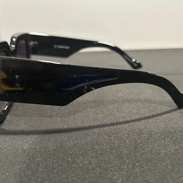 Black Square Sunglasses - Image 4