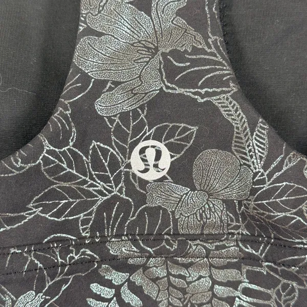 Lululemon Invigorate Training Tank Top Black Silver Floral Size 2 LW1DCOS - Image 2