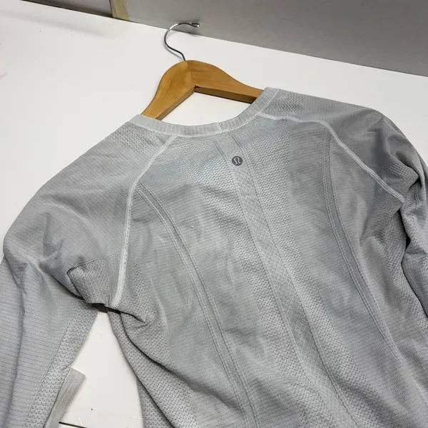 Lululemon Swiftly Tech Long Sleeve Top - Image 6