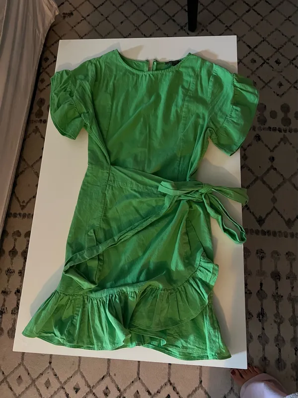Boutique wrap dress  - Image 2