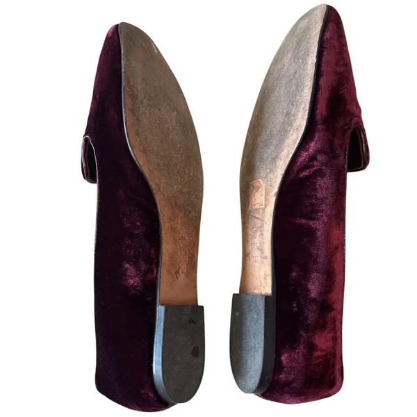 Tory Burch Burgundy Velvet Acorn Charm Smoking Slippers Loafers 7 - Image 5