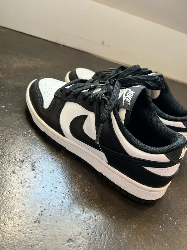 Nike Panda Dunk - Image 2