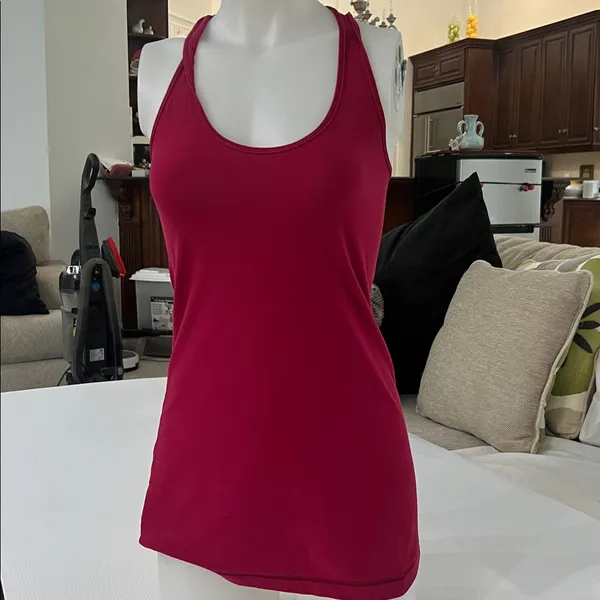 Lululemon Women's Pink Racerback Tank Top - Image 6