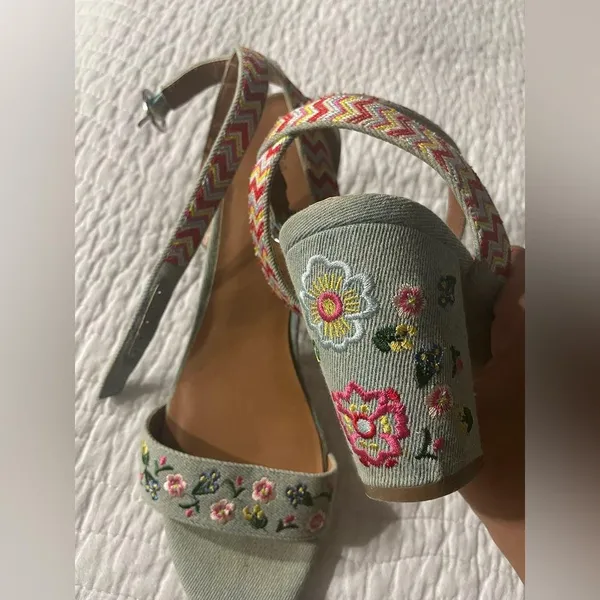 Indigo Rd. Denim Style Floral High Heel - Image 4