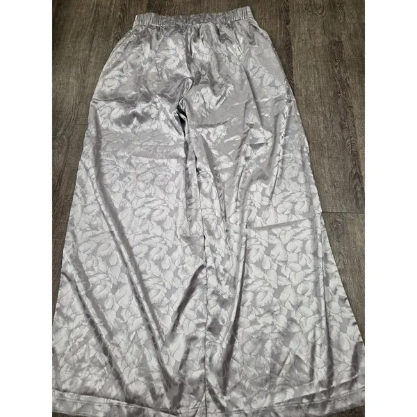Gimmick Buckle NWT Gray Silver Satin Wide Leg Pants Medium - Image 7
