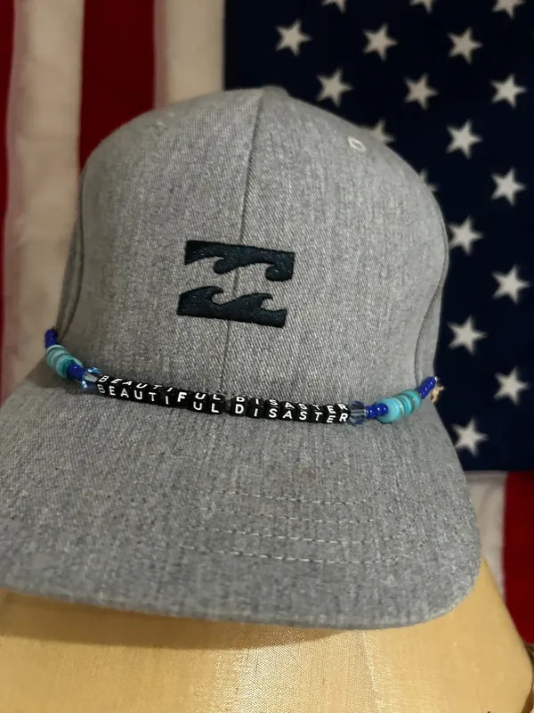 Beautiful Disaster Hat chain handmade brand new - Image 3