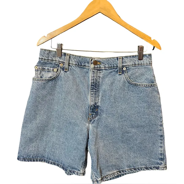 90’s Vintage Levi’s 551 Denim Shorts | Made in USA | Unisex -VTG Size-14/ (33”) - Image 3