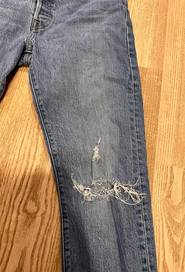 Levi's Women premium 501 skinny jeans size W 28x L 30 - Image 2
