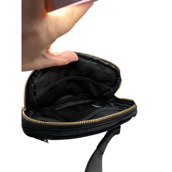 Wantable Black Velvet Quilted Belt Bag Crossbody Fanny Pack Gold Hardware NEW‎ - Image 6